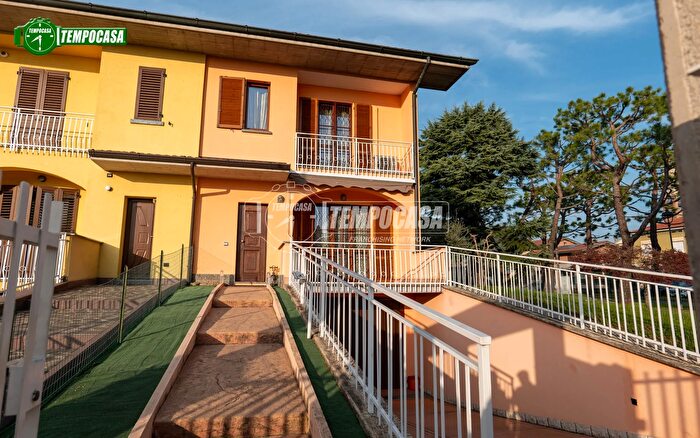 Case in Vendita e in Affitto - 3