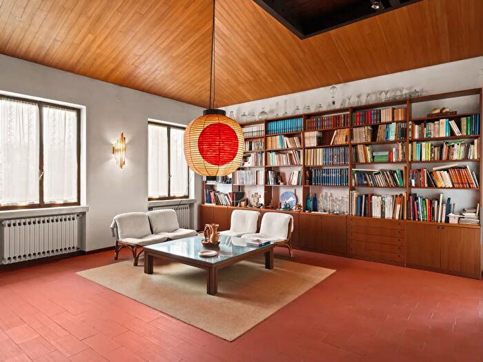 Casa con 10 locali in vendita in Sona