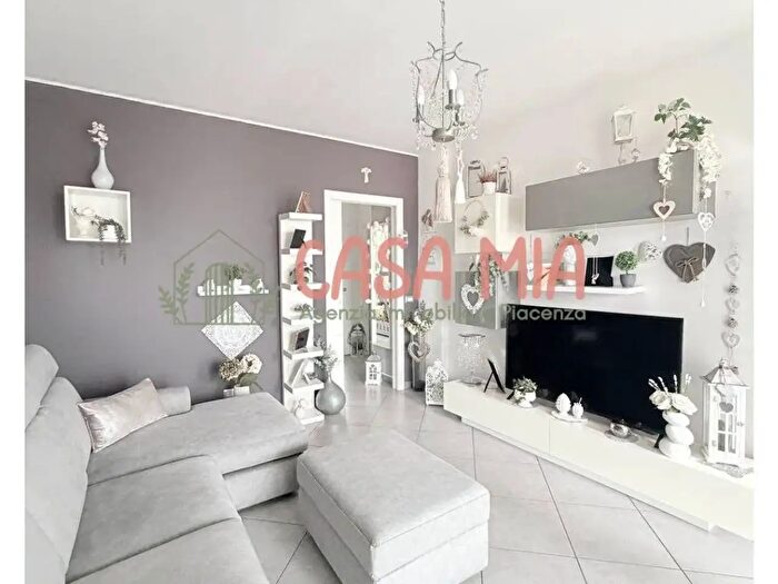 Appartamento trilocale in vendita in Via Risorgimento, Rottofreno