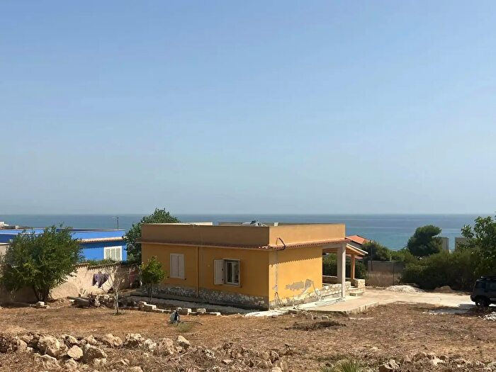 Casa bilocale in vendita in Cda Morghella, Pachino