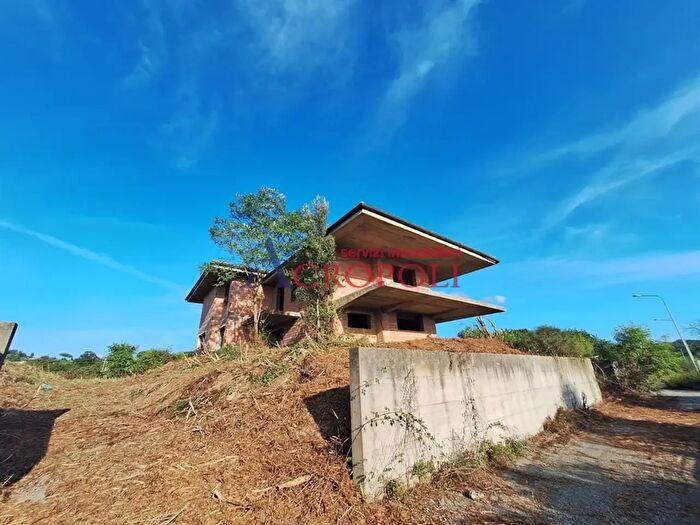 Casa in vendita in Via Braccianese Claudia, Canale Monterano