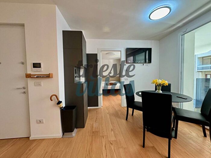 Appartamento bilocale in affitto in Via Fabio Severo, Scorcola, Trieste