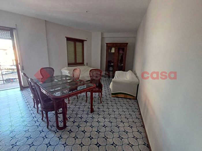 Appartamento con 5 locali in affitto in VIA CAMPIDOGLIO SNC, Centro, Ceprano