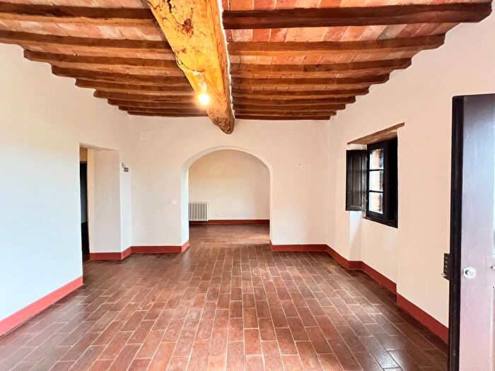 Appartamento con 5 locali in affitto in Gaiole in Chianti