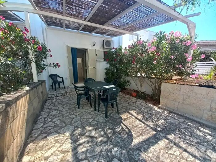 Appartamento trilocale in vendita in Via Savonarola, Ugento