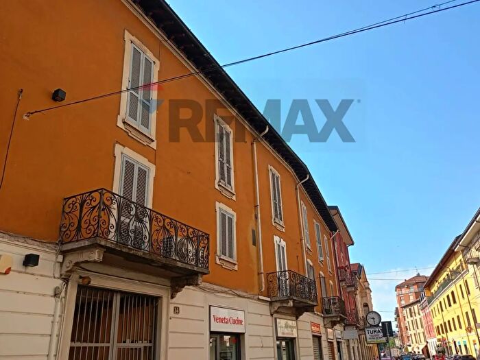 Appartamento bilocale in vendita in Via Ornato, Milano