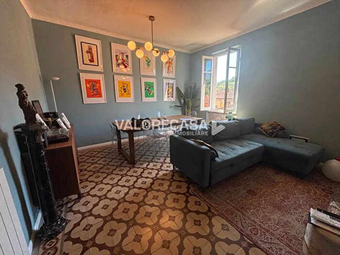 Appartamento quadrilocale in vendita in Carrara