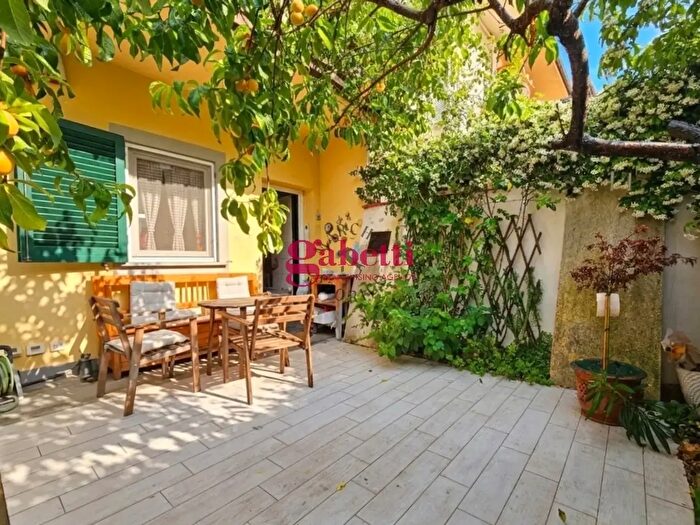 Appartamento quadrilocale in vendita in Via Pisana, Firenze