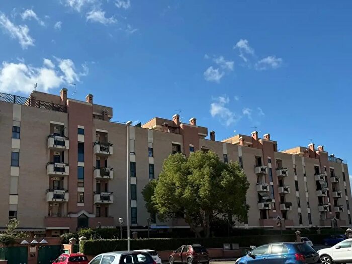 Appartamento trilocale in vendita in Via Carlo Muscetta, Roma