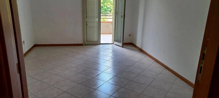 Appartamento trilocale in vendita in Via Colonnello Antonio Messina Piedimonte Etneo, Piedimonte Etneo