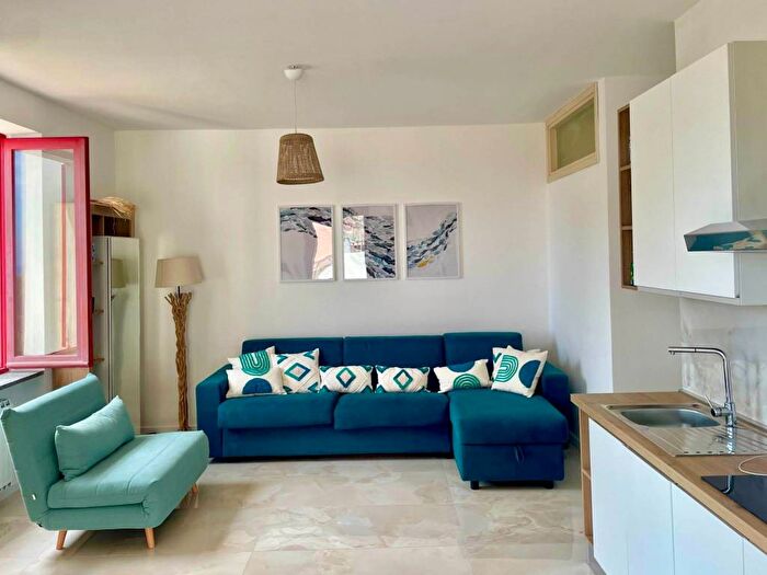 Appartamento trilocale in affitto in Via Bonfante, Centro, Varazze