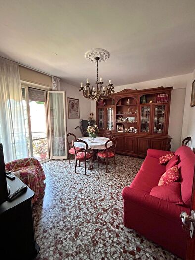 Appartamento quadrilocale in vendita in Pisa