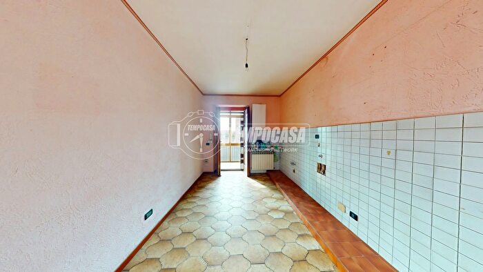 Appartamento trilocale in vendita in Corso Vercelli, Torino