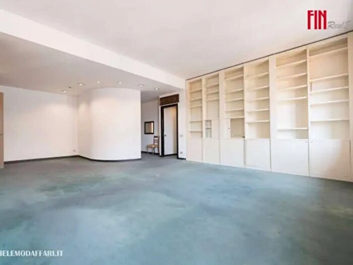 Appartamento quadrilocale in vendita in Via Cocito, Genova