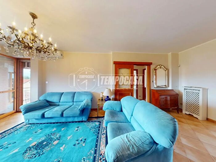 Appartamento con 5 locali in vendita in Via Cristoforo Colombo, Caselle Torinese