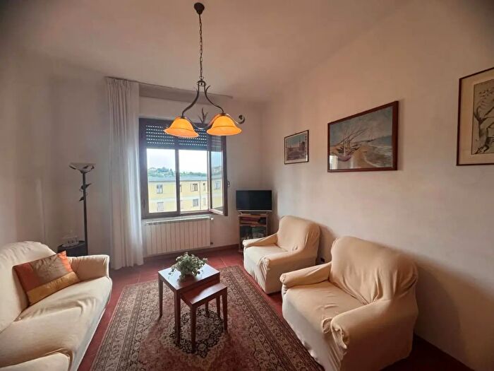 Appartamento con 5 locali in vendita in Siena