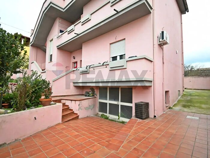 Appartamento trilocale in vendita in Via della Libertà, Soleminis