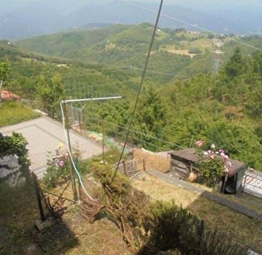 Casa quadrilocale in vendita in Molazzana