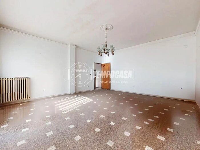 Casa con 5 locali in vendita in Via Francesco Pietroforte, Acquaviva Delle Fonti