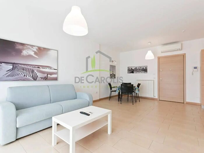 Appartamento monolocale in vendita in Via Rubicone Snc, Silvi