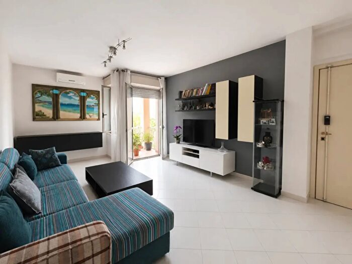 Appartamento con 5 locali in vendita in Pontedera