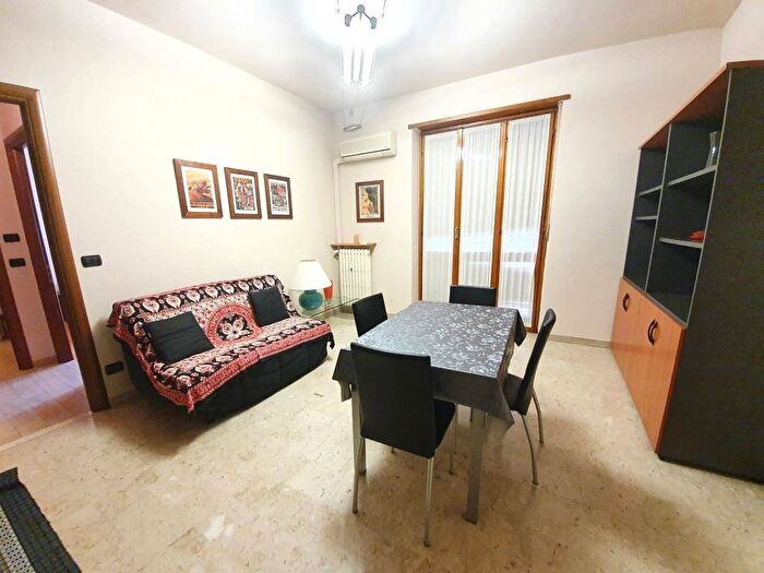 Appartamento bilocale in affitto in Via Aldo Moro, Centro, Bra