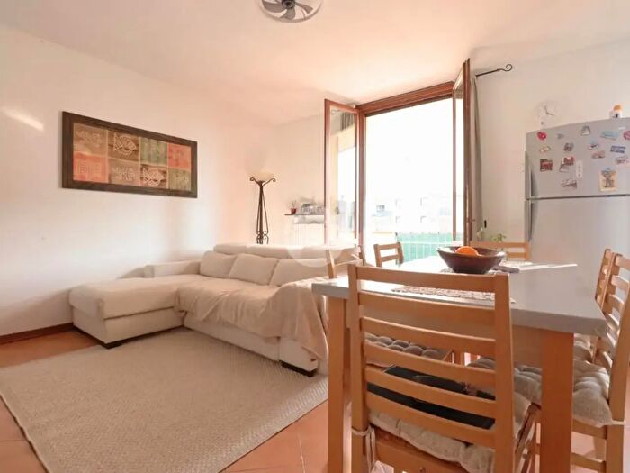 Appartamento trilocale in vendita in Via Asiago, Roncoferraro