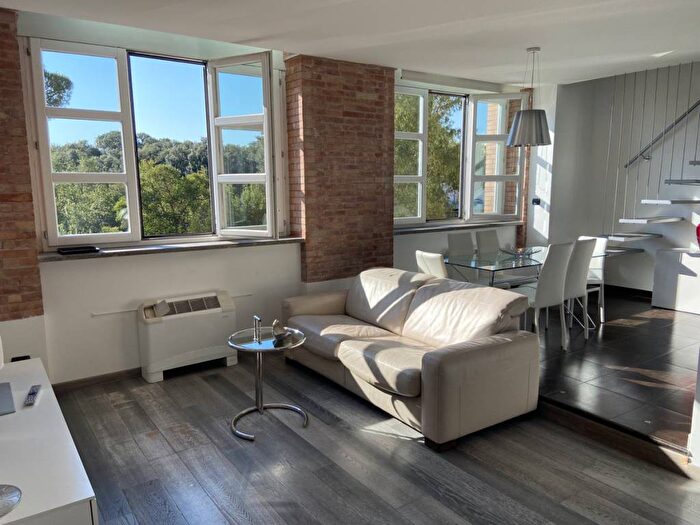 Appartamento trilocale in affitto in via Mecenate, Colle Oppio, Roma