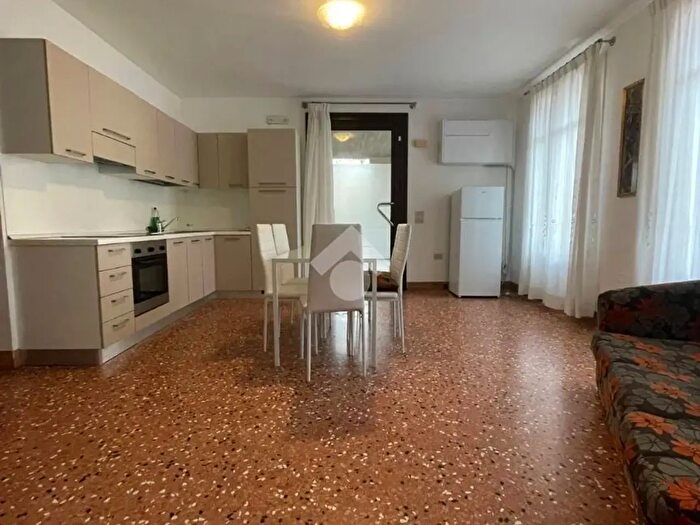 Appartamento trilocale in affitto in Bassano Del Grappa