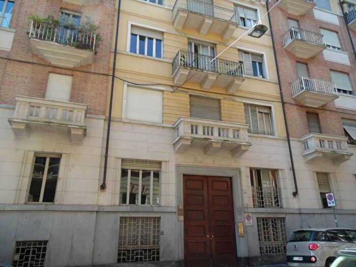 Appartamento bilocale in affitto in Via Amedeo Peyron, San Donato, Torino