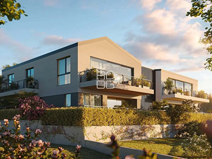 Appartamento trilocale in vendita in Via Marzabotto, Desenzano Del Garda