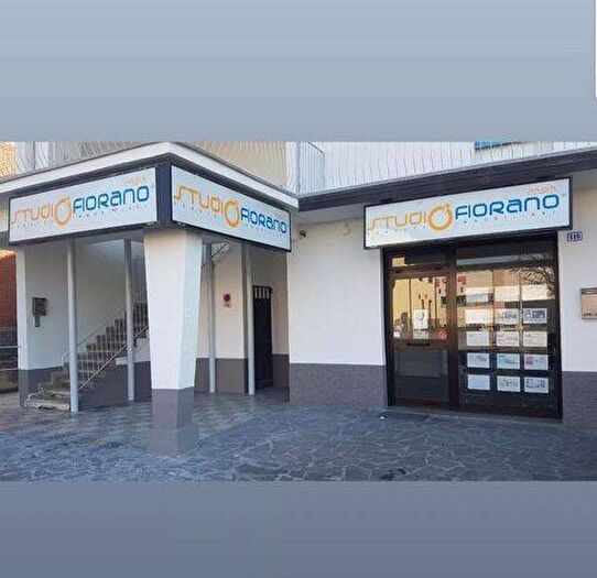 Casa quadrilocale in affitto in Viale Vittorio Veneto, Centro, Maranello