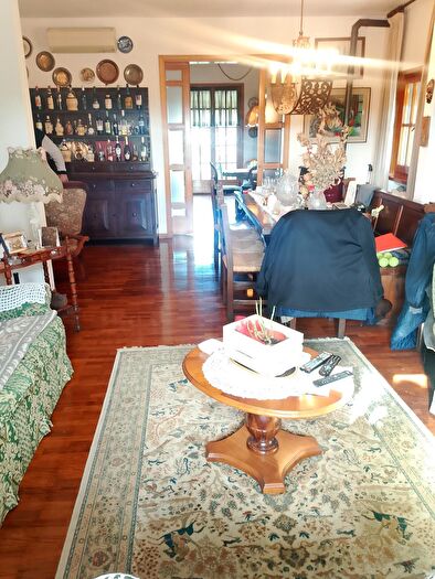 Casa con 10 locali in vendita in Enese Romana, Empoli