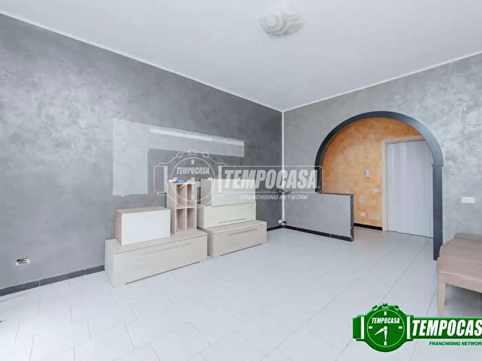 Appartamento bilocale in vendita in Via Risorgimento, Pero