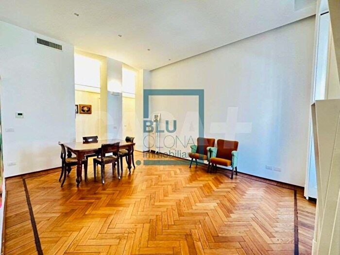 Appartamento quadrilocale in affitto in Via Abbondio Sangiorgio, Milano