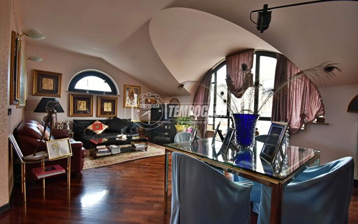 Appartamento con 5 locali in vendita in Tolentino