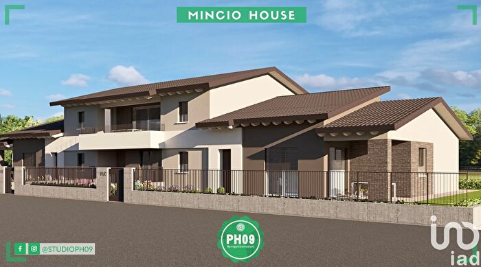 Casa con 5 locali in vendita in Via Ezzelino III da Romano Snc, Goito