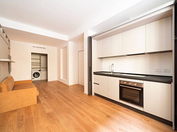 Appartamento monolocale in affitto in Viale Monte Nero, Montenero, Milano