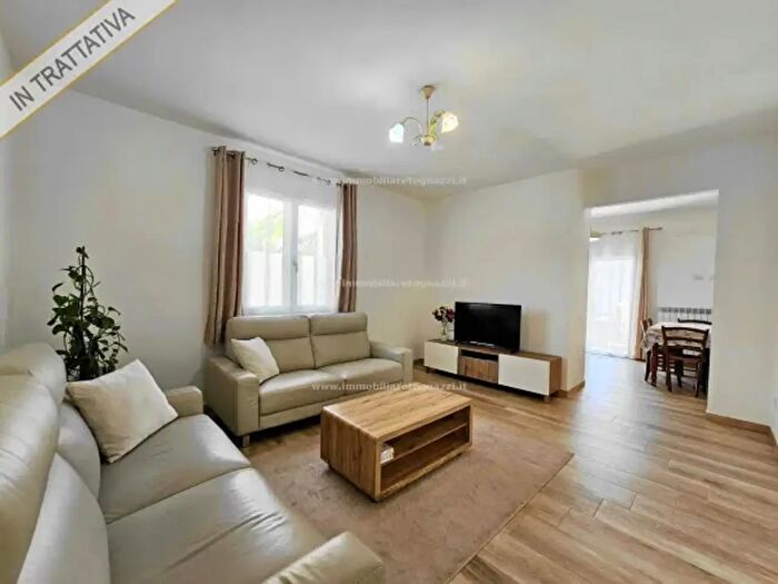 Appartamento con 5 locali in vendita in Zona Stadio, Certaldo