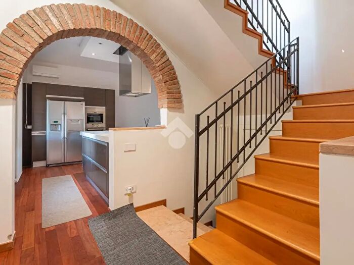 Casa quadrilocale in vendita in Viale Ortigara, Vicenza