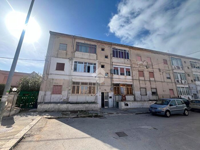 Appartamento trilocale in vendita in Via Dante Alighieri, Marsala