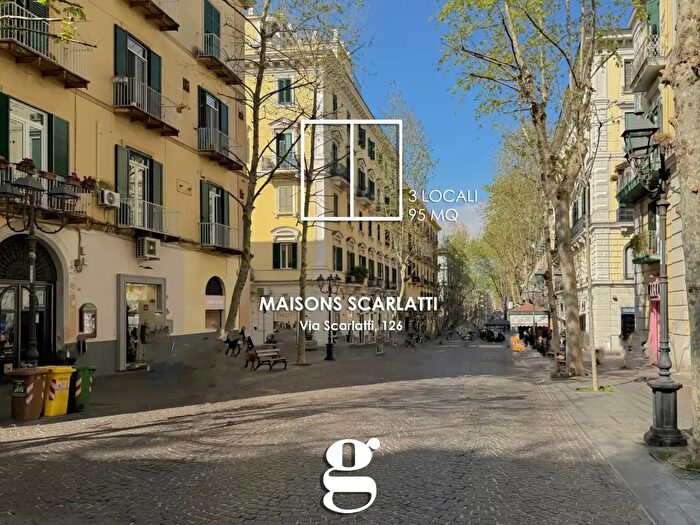 Appartamento trilocale in affitto in Via Alessandro Scarlatti, Napoli