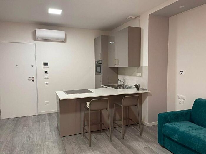 Appartamento in affitto in Vicolo degli Ariosti, Centro Storico, Bologna