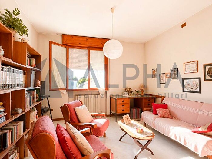 Casa con 6 locali in vendita in Via San Giuseppe, Cotignola