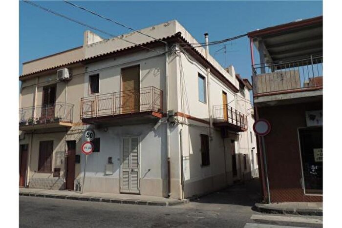 Casa quadrilocale in vendita in Spadafora