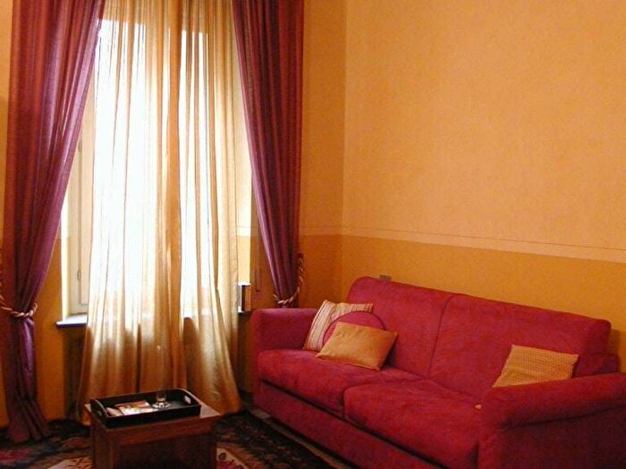 Appartamento monolocale in affitto in Strada Camillo Benso di Cavour, Centro Storico, Parma