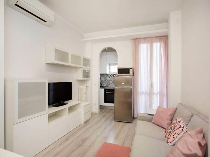 Appartamento bilocale in affitto in Via Bernardino Zendrini, Primaticcio, Milano