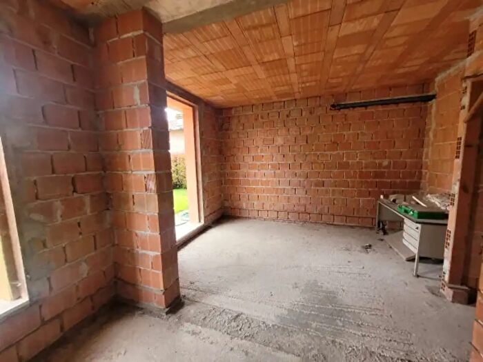 Casa con 5 locali in vendita in San Possidonio