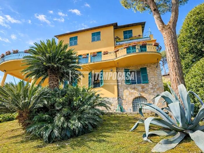 Appartamento quadrilocale in vendita in Viale Minerva a, Santa Margherita Ligure