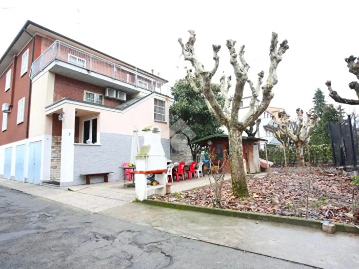 Casa con 7 locali in vendita in Via XXV Aprile, Anzola DellEmilia